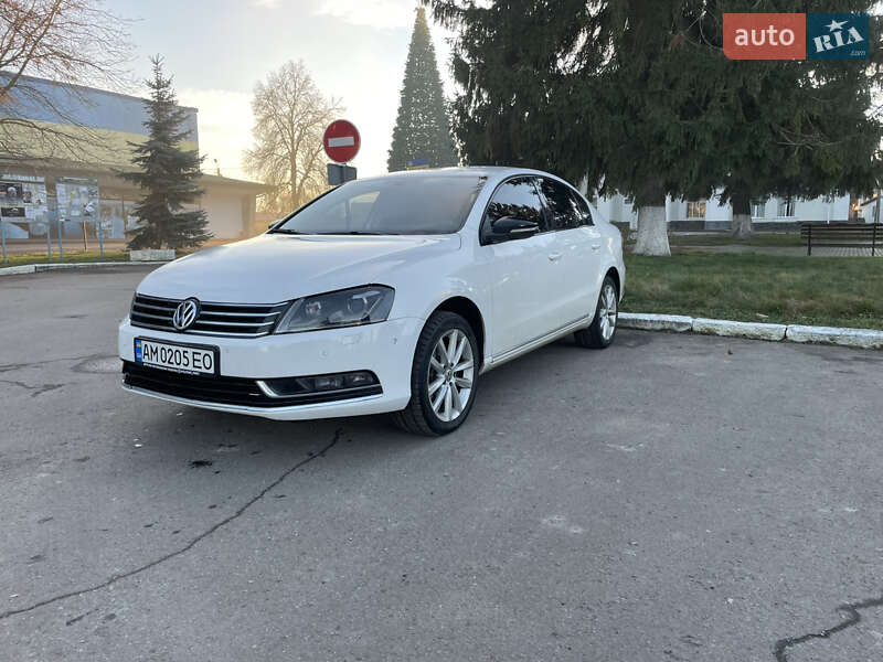 Volkswagen Passat 2012 Volkswagen Passat 2012
