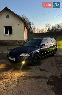 Універсал Volkswagen Passat 2004 в Стрию