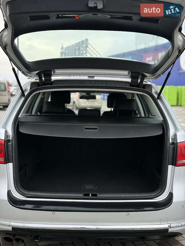 Универсал Volkswagen Passat 2011 в Нововолынске фото 15 Универсал Volkswagen Passat 2011 в Нововолынске