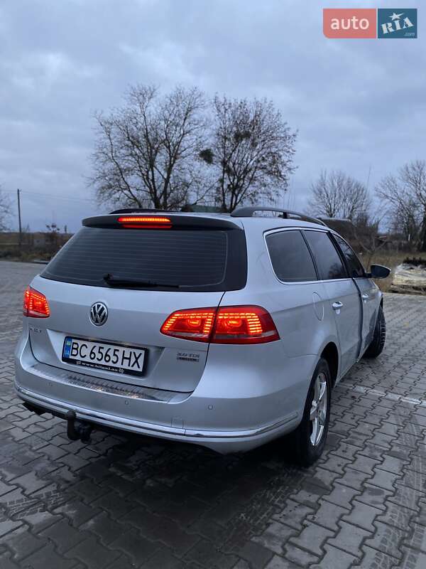Универсал Volkswagen Passat 2013 в Радехове