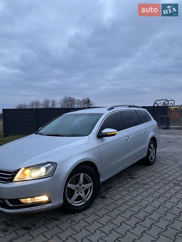 Универсал Volkswagen Passat 2013 в Радехове