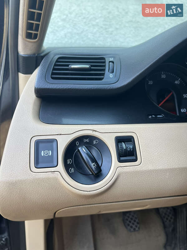 Универсал Volkswagen Passat 2007 в Жовкве фото 15 Универсал Volkswagen Passat 2007 в Жовкве