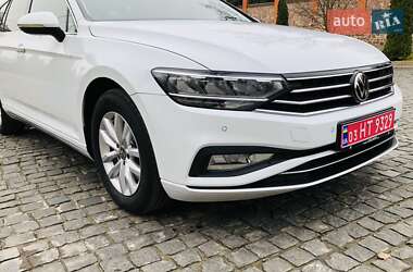 Універсал Volkswagen Passat 2022 в Києві