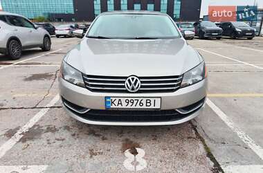 Седан Volkswagen Passat 2014 в Киеве
