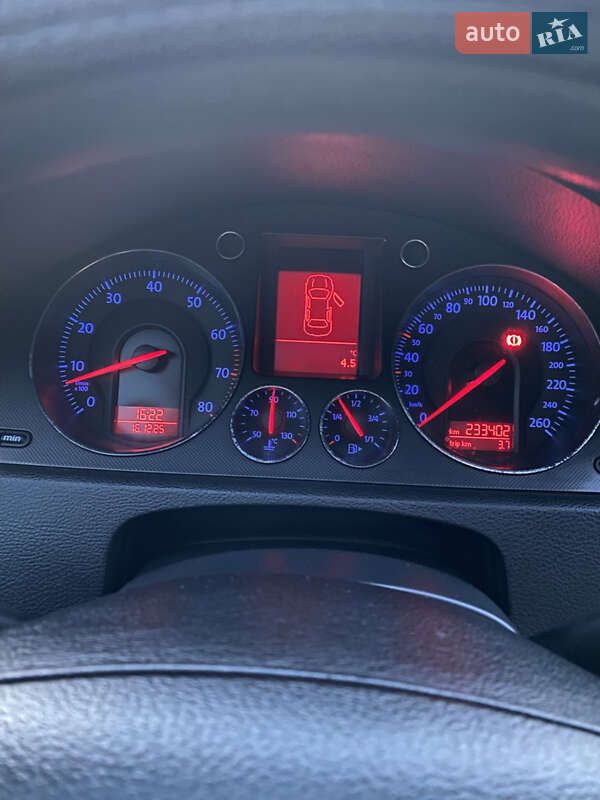 Универсал Volkswagen Passat 2006 в Каменец-Подольском