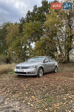 Седан Volkswagen Passat 2013 в Лубнах