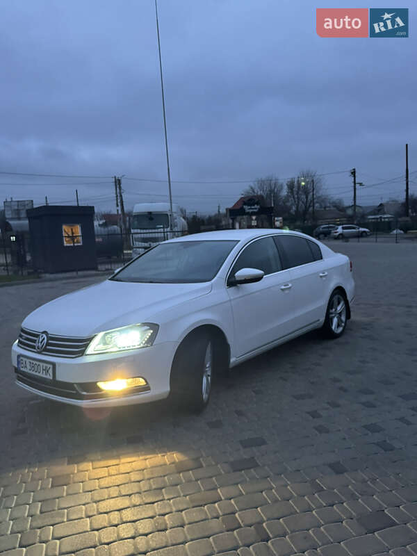 Volkswagen Passat 2012 Volkswagen Passat 2012