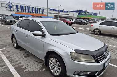 Седан Volkswagen Passat 2012 в Борисполе