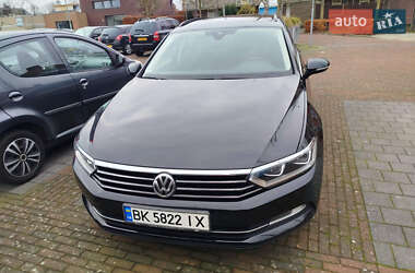 Универсал Volkswagen Passat 2019 в Ровно
