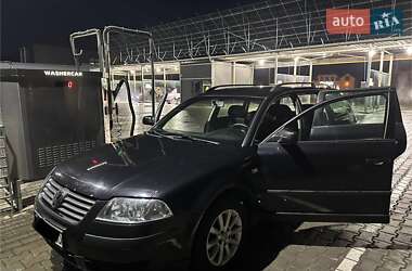 Універсал Volkswagen Passat 2001 в Луцьку
