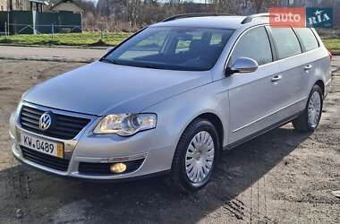 Універсал Volkswagen Passat 2005 в Калуші