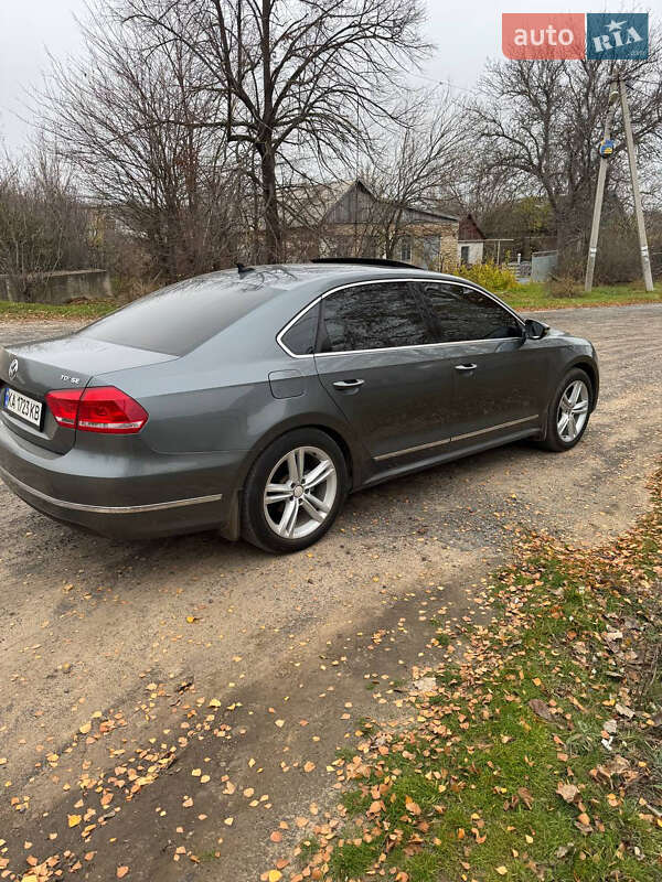 Седан Volkswagen Passat 2012 в Широком