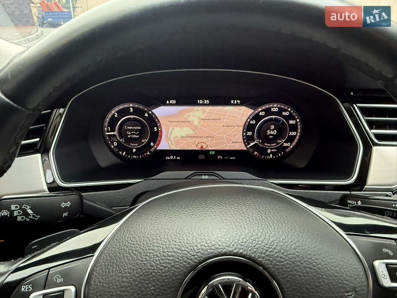 Універсал Volkswagen Passat 2018 в Одесі