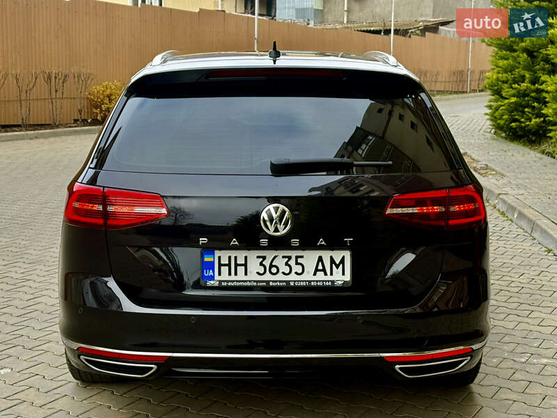 Універсал Volkswagen Passat 2018 в Одесі