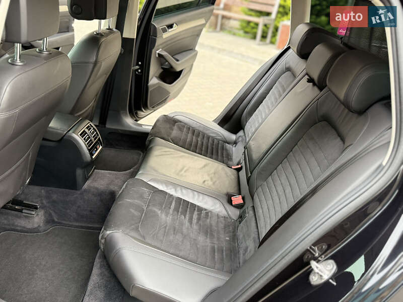 Універсал Volkswagen Passat 2018 в Одесі