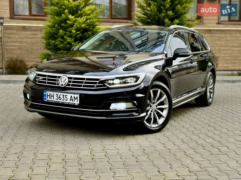 Універсал Volkswagen Passat 2018 в Одесі