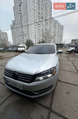 Седан Volkswagen Passat 2014 в Киеве