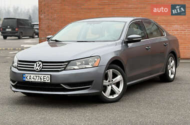 Седан Volkswagen Passat 2013 в Києві