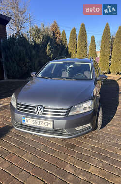Універсал Volkswagen Passat 2014 в Рожнятові