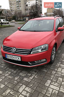Універсал Volkswagen Passat 2012 в Шепетівці