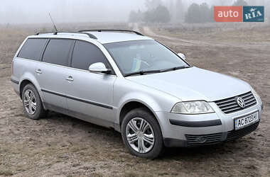 Универсал Volkswagen Passat 2004 в Любешове