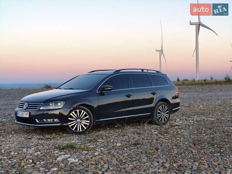 Универсал Volkswagen Passat 2012 в Львове