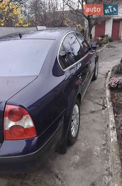 Седан Volkswagen Passat 2002 в Золотоноше