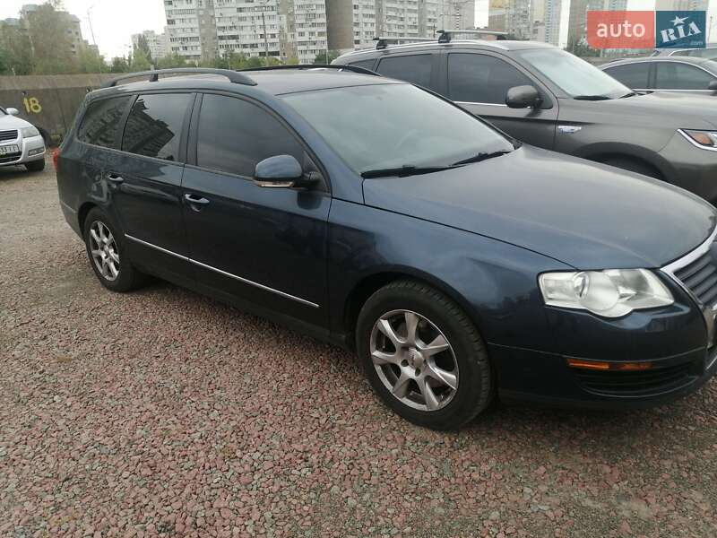 Универсал Volkswagen Passat 2007 в Киеве