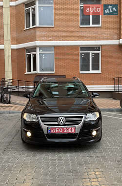 Универсал Volkswagen Passat 2010 в Одессе