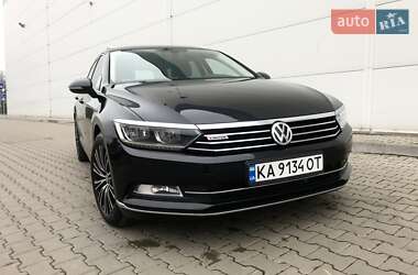 Универсал Volkswagen Passat 2015 в Киеве