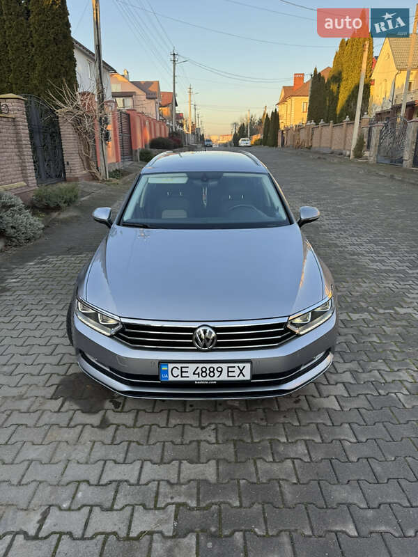 Універсал Volkswagen Passat 2019 в Чернівцях