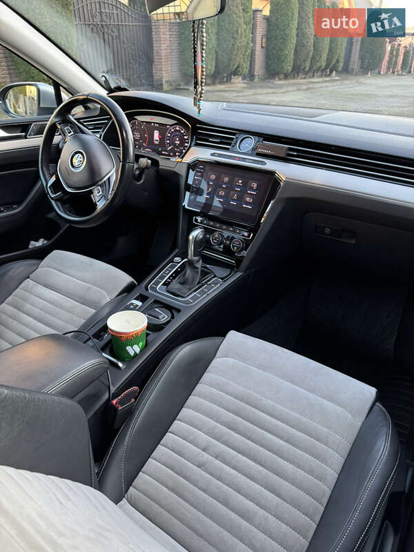 Універсал Volkswagen Passat 2019 в Чернівцях