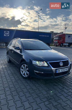 Универсал Volkswagen Passat 2009 в Луцке