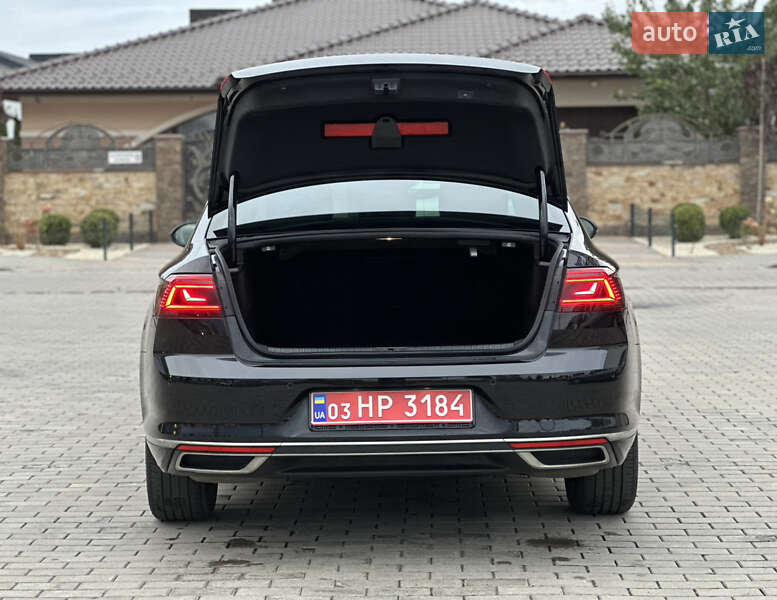 Седан Volkswagen Passat 2021 в Рівному фото 26 Седан Volkswagen Passat 2021 в Рівному