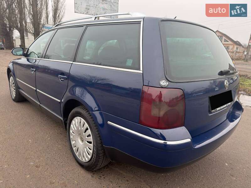 Універсал Volkswagen Passat 2004 в Охтирці