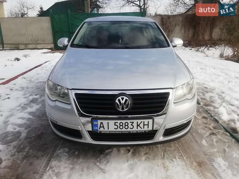 Седан Volkswagen Passat 2006 в Києві