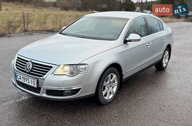 Седан Volkswagen Passat 2006 в Черкассах