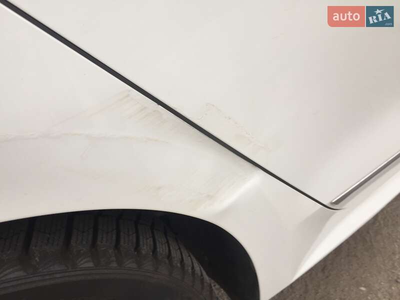 Седан Volkswagen Passat 2016 в Киеве