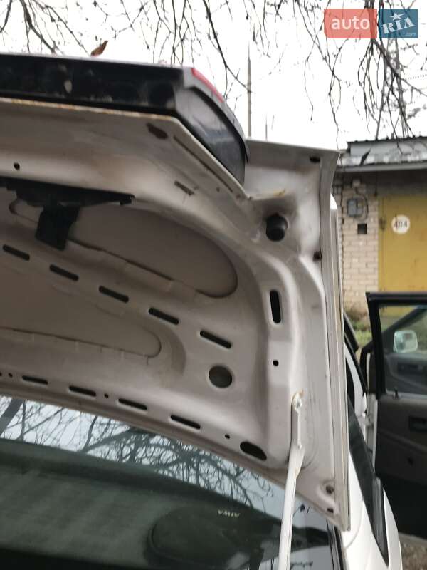 Седан Volkswagen Passat 1988 в Николаеве