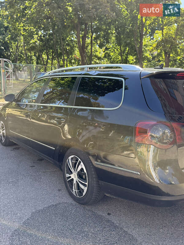 Универсал Volkswagen Passat 2007 в Киеве