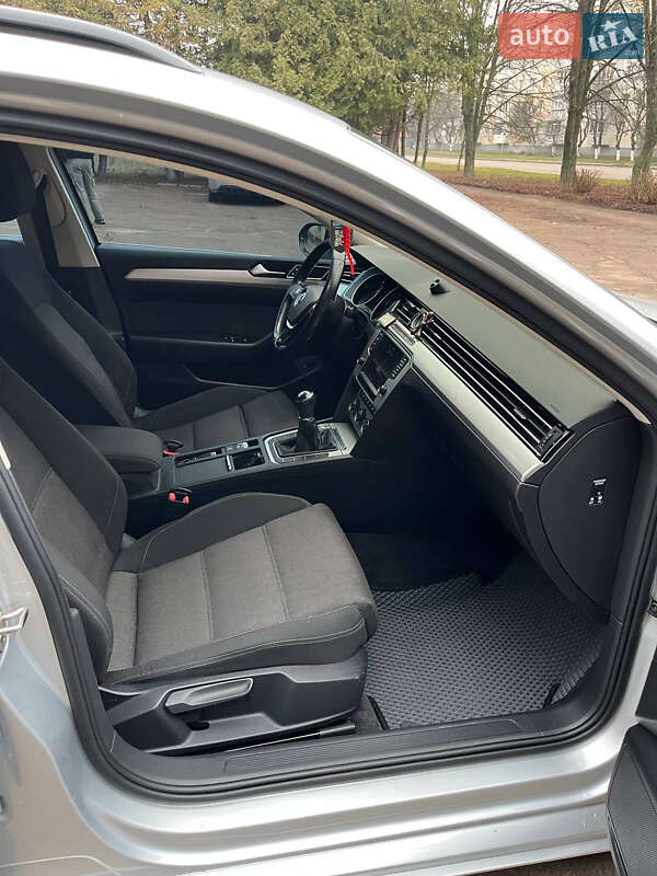 Универсал Volkswagen Passat 2015 в Нежине фото 13 Универсал Volkswagen Passat 2015 в Нежине