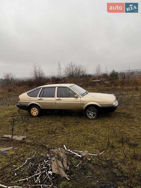 Хетчбек Volkswagen Passat 1986 в Рівному
