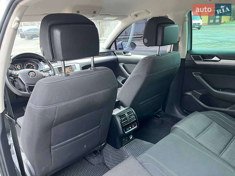 Універсал Volkswagen Passat 2015 в Вінниці фото 33 Універсал Volkswagen Passat 2015 в Вінниці