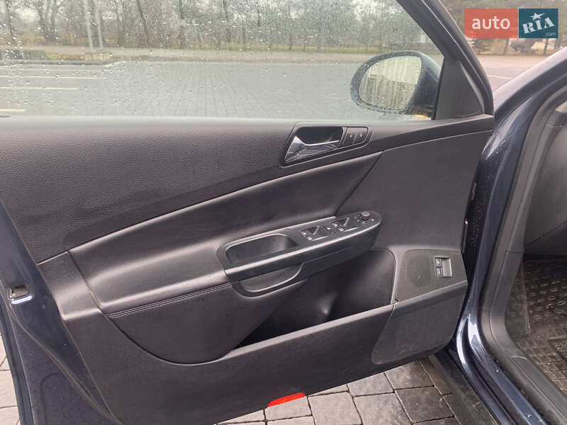 Универсал Volkswagen Passat 2007 в Самборе