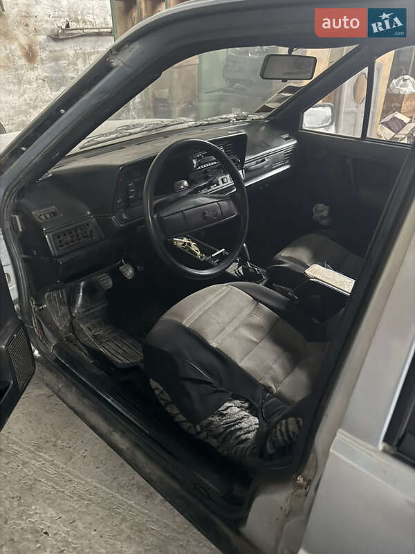 Универсал Volkswagen Passat 1986 в Херсоне фото 5 Универсал Volkswagen Passat 1986 в Херсоне