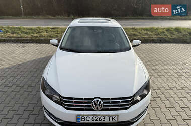Седан Volkswagen Passat 2014 в Львове