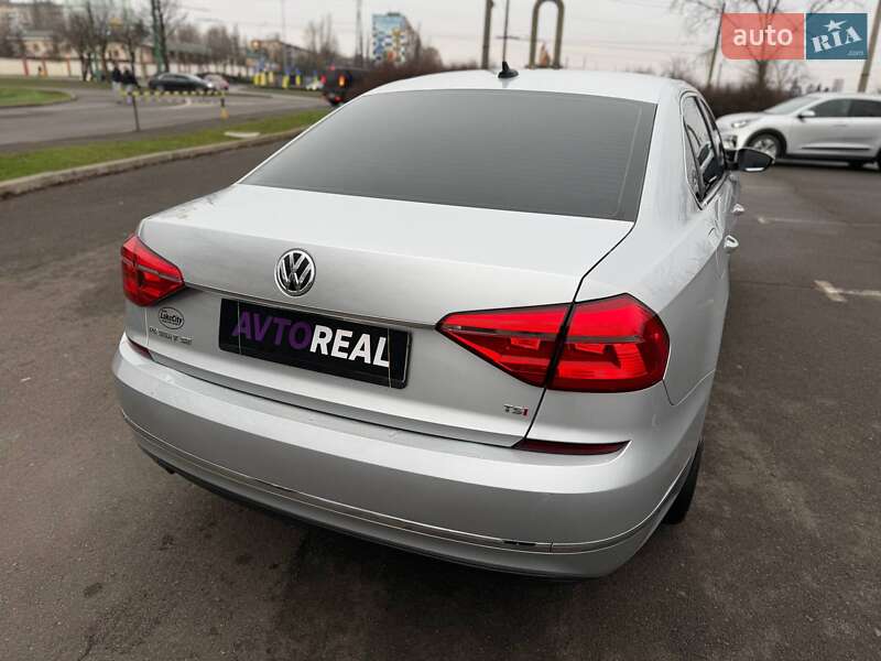 Седан Volkswagen Passat 2016 в Кривому Розі