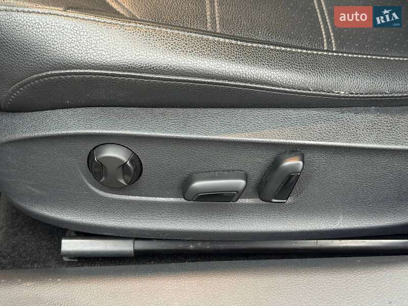 Седан Volkswagen Passat 2016 в Кривому Розі