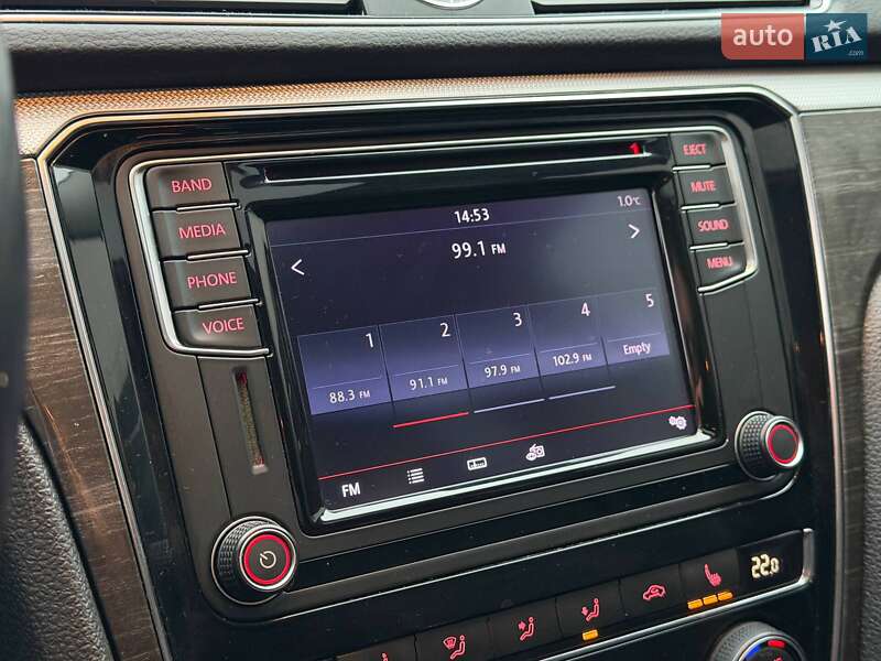 Седан Volkswagen Passat 2016 в Кривому Розі