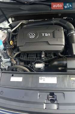 Седан Volkswagen Passat 2016 в Одесі